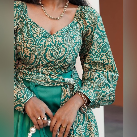 The Drop x Sruthijayadevan Jacquard Printed Sweetheart Surplice Top - Picture 1 of 9